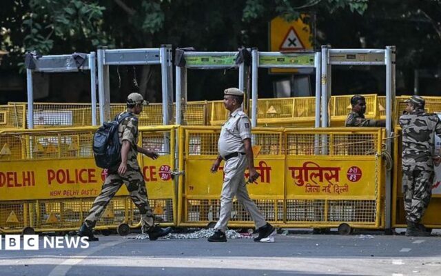 Thousands of security personnel deployed as Delhi braces for cockroach protest