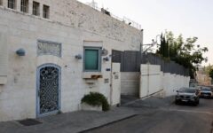 وزیر خارجه اسرائیل: کنسولگری انگلیس در بیت‌المقدس تعطیل شد/ ۲۰ دیپلمات در اسرائیل را ترک خواهند کرد