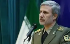 فرمانده کل ارتش: تنگه هرمز تا رعایت حقوق ملت ایران بسته می‌ماند