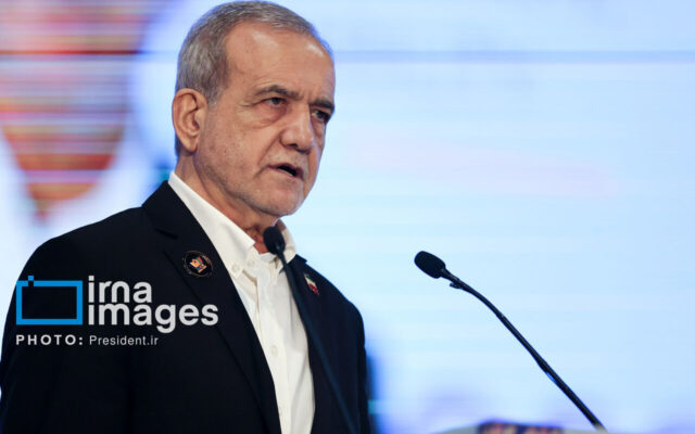 پزشکیان: اینطور نیست که اگر ما را شهید کنند، از ما بهترانی وجود نداشته باشند/ همه آنهایی که مدیر هستند، میتوانند رئیسجمهور شوند