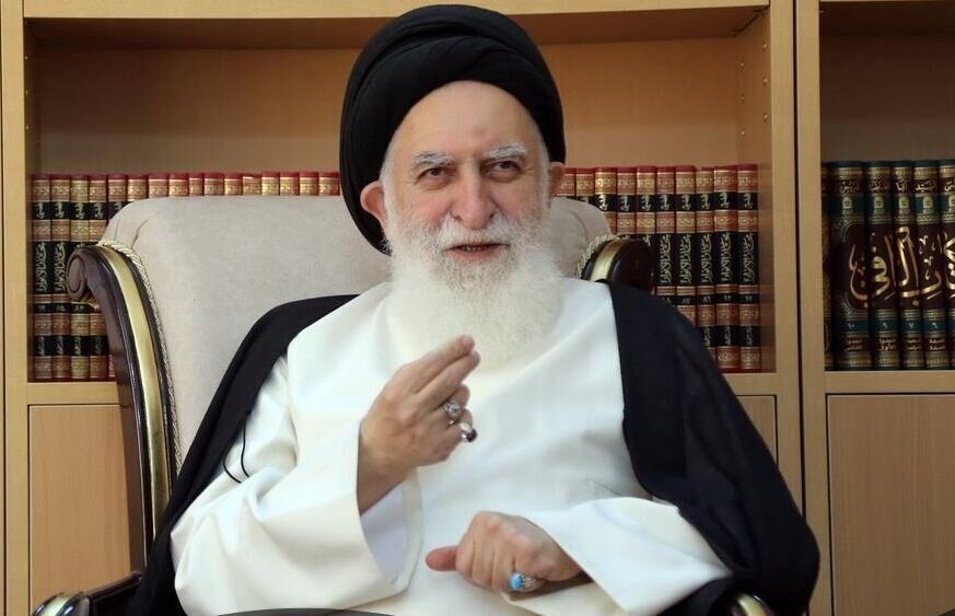انتقاد آیت الله علوی بروجردی از رواج اتهام‌زنی در رقابت‌های سیاسی/ اجازه نداریم به کسانی که با ما همراه نیستند، بهتان بزنیم