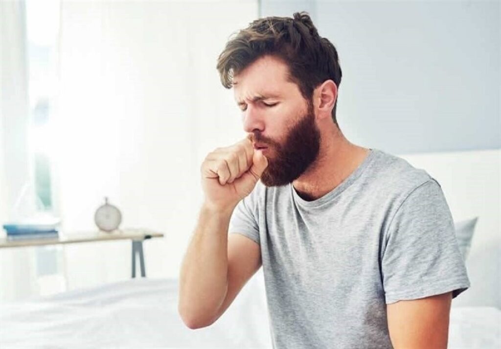 آداب صحیح سرفه کردن/ چگونه از انتقال بیماری به دیگران جلوگیری کنیم؟
