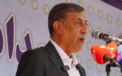 معاون اجرایی رئیس‌جمهور: مقابل زورگویی آمریکا و هر قدرت دیگری می‌ایستیم/ برای صلح عادلانه و گفت‌وگویی همراه با حفظ حقوق ایران تلاش می‌کنیم