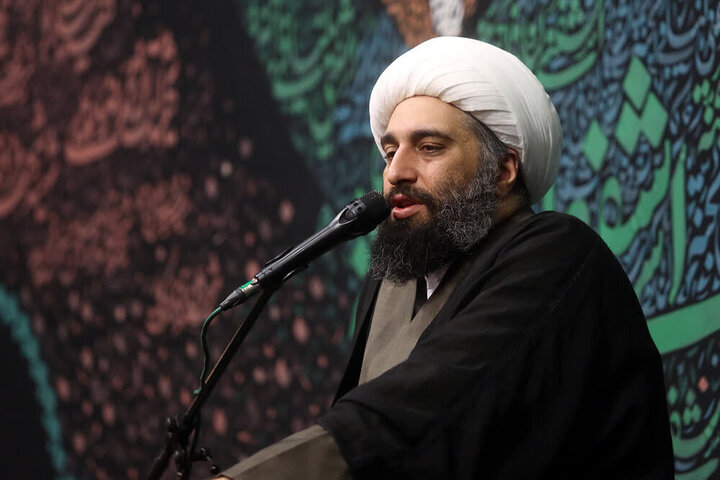 انتقاد خطیب اصولگرا از وحدت‌شکنان؛گدای دوتا فالوئر هستند اما حالا لیدر شدند/ وسط جنگ جایی نیست من یقه جبلی را بگیرم وگرنه این صداوسیما را قبول ندارم