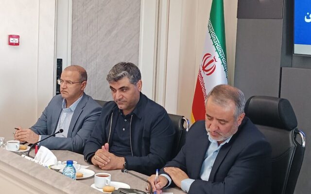 پتروشیمی نهبندان نخستین حضور هلدینگ خلیج فارس در شرق کشور است/پتروشیمی زمینه توسعه اقتصادی، صنعتی و علمی منطقه را فراهم می کند