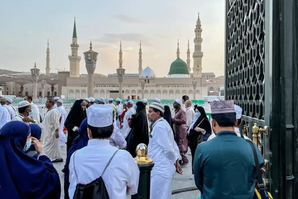 ایران برای حج ۱۴۰۶ با عربستان مذاکره می کند