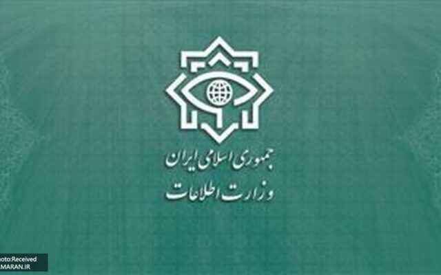 وزارت اطلاعات: ۱۱ عامل اصلی تخریب اموال عمومی و شخصی در ملکشاهی بازداشت شدند / شناسایی ۳ تیم سازمانیافته در استان ایلام / کشف و ضبط سلاحهای گرم و سرد