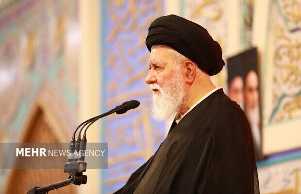 علم الهدی: ما اکنون بنای تهاجم به دشمن داریم و دیگر در مقام دفاع نیستیم