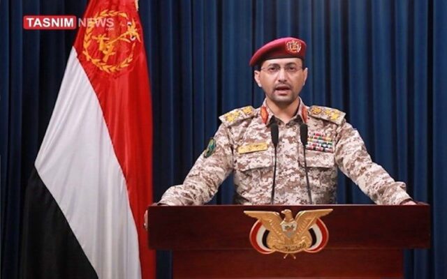 سخنگوی انصارالله: فرودگاه ملک خالد در ریاض را با موشک بالستیک هدف قرار دادیم