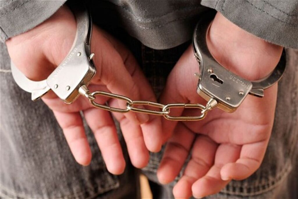 دستگیری ۲ سارق اموال منازل تخریب‌شده در جنگ ۴۰ روزه