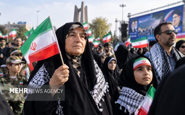روایت مهر از رزمایش بزرگ جانفدایان در رشت؛ گیلان فدای ایران است