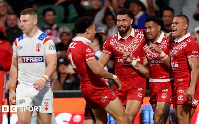 McDermott seeks fix as England fight to save their World Cup