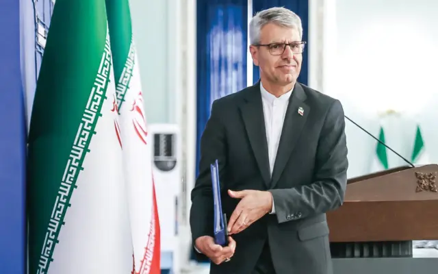 نخبگان خروج از NPT را می‌خواهند