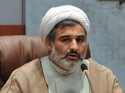 شناسایی ۱۷ پیش‌ران مؤثر بر آینده حوزه‌/تدوین چشم‌انداز دوم حوزه‌ های علمیه با افق ۱۰ ساله