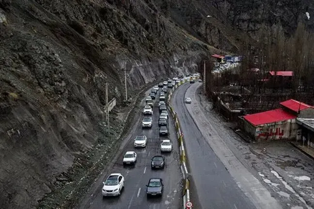 محدودیت تردد در جاده چالوس و آزادراه تهران ـ شمال از ساعت ۱۷ امروز