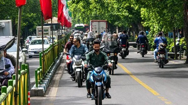 راه‌اندازی آزمایشی خط ویژه موتورسیکلت در تهران