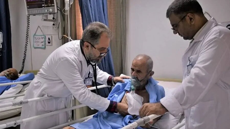 حقوق بازنشستگان باید متناسب با هزینه‌های واقعی درمان بازنگری شود