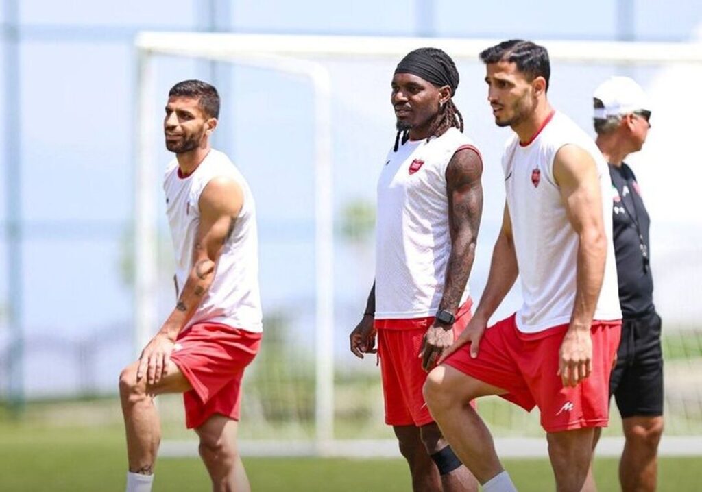 شوک بزرگ استقلال خوزستان به پرسپولیس