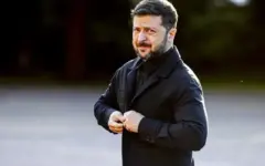 زلنسکی با پیشنهاد آمریکا برای گفت‌وگوی سه‌جانبه با روسیه موافقت کرد