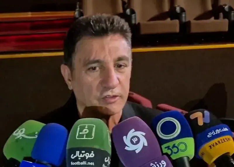 قلعهنویی: چرا باید خارج از ایران بازی کنیم؟