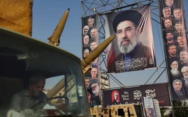 فارن افرز بررسی کرد: چرا ترامپ نتوانست ایران را به زانو درآورد؟