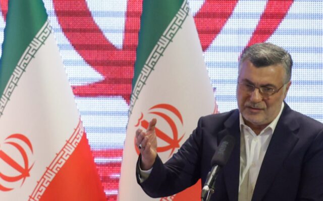 وزیر بهداشت: خانه‌های بهداشت استیجاری و کانکسی جمع‌آوری می‌شوند