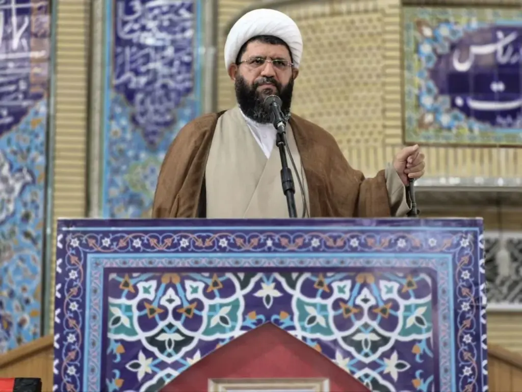 انسجام ملی، آمادگی دفاعی و مدیریت اقتصادی سه رکن اصلی مقابله با تهدیدهای دشمن است