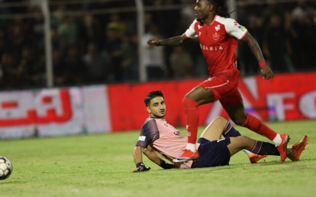 پرسپولیس صدرنشین لیگ برتر فوتبال شد