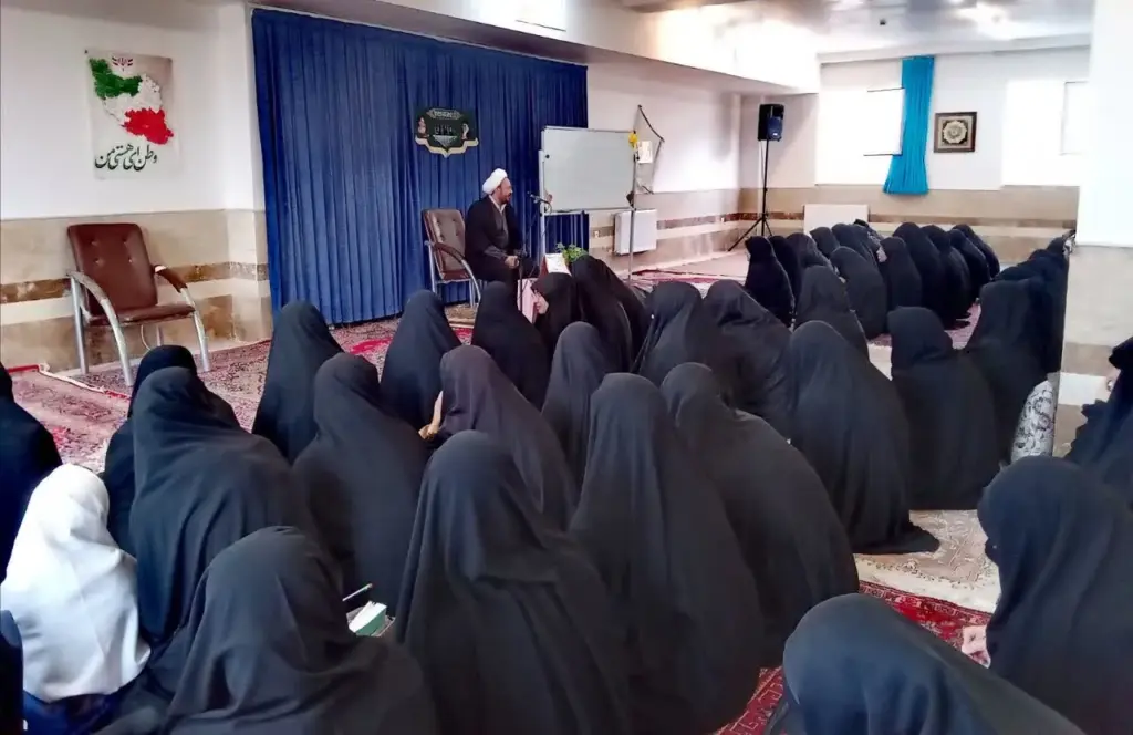 نشاط زن، محور پویایی خانواده