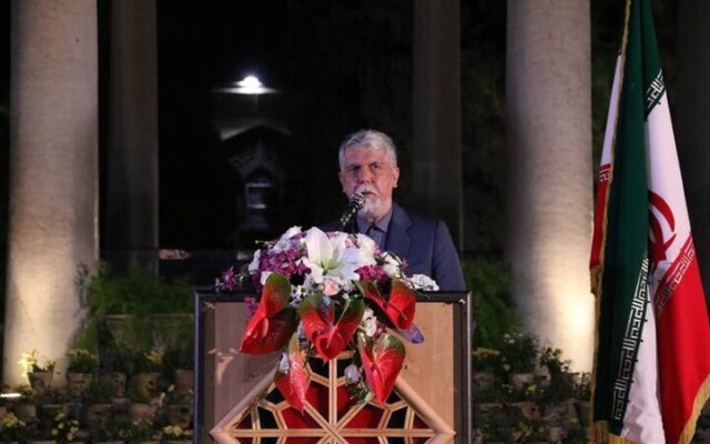 ۵۰۶ واژه محوری در دیوان حافظ دستخوش تحول معنایی هستند