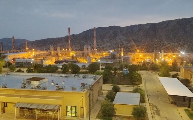 نرخ خوراک پالایشگاه‌ها تا پایان شرایط اضطرار به روال سابق محاسبه می‌شود