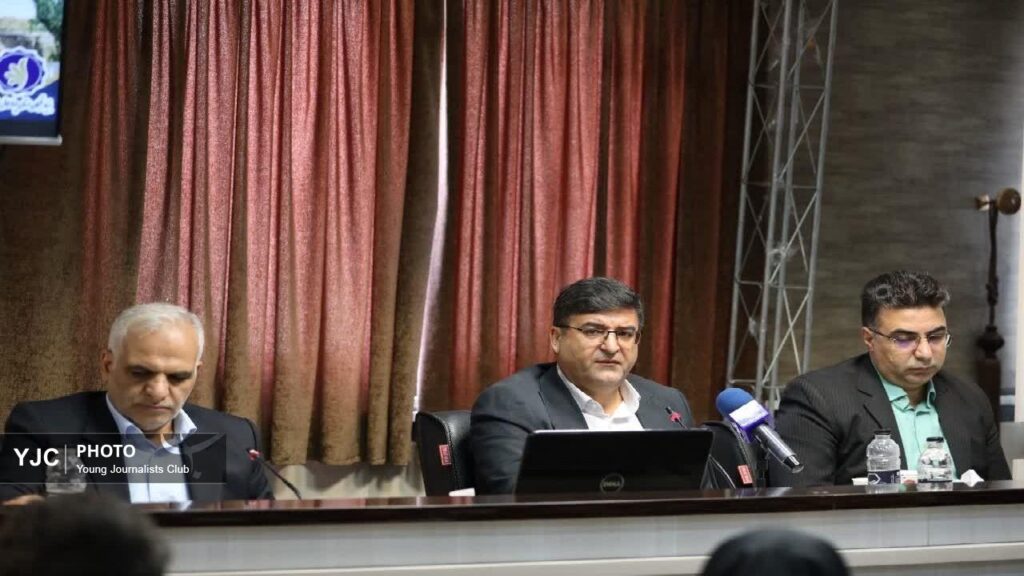 نخبگان چهارمحال و بختیاری باید از بیان مسئله به میدان حل مسئله وارد شوند