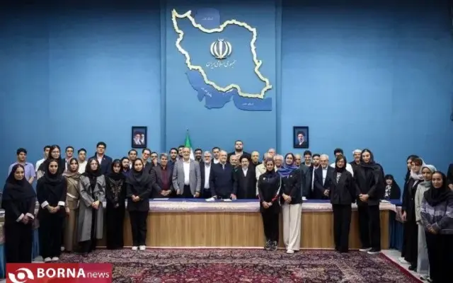 دیدار رییس جمهور با ورزشکاران تهرانی مدال آور ناگویا