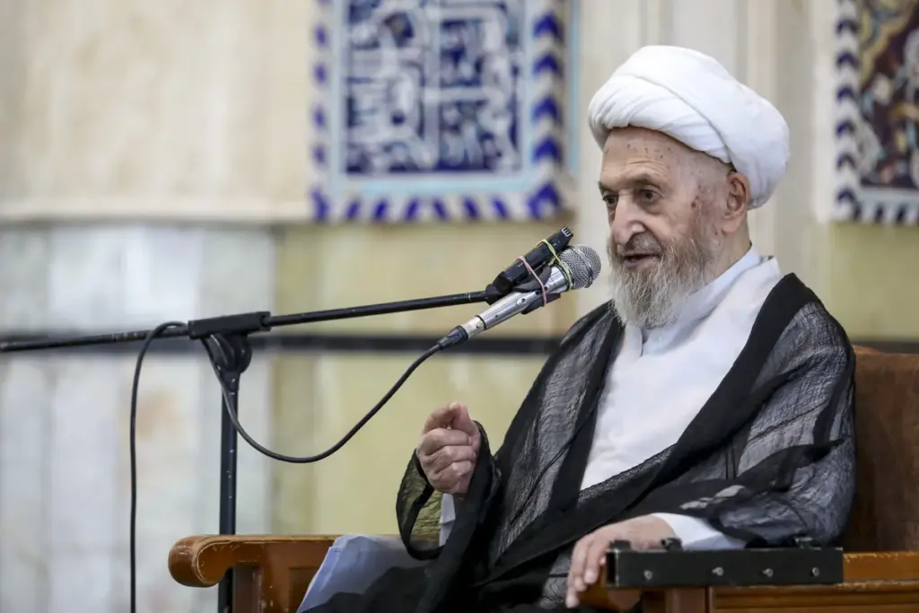 وارد کردن صلوات بر پیامبر در ادعیه؛ شیوه مبارزه امام سجاد با بدعت‌های بنی امیه