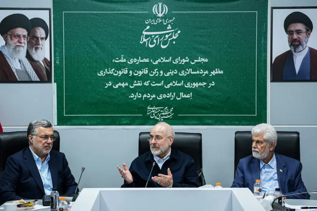 قالیباف: اگر منطق اقتصادی بر حوزه درمان حاکم شود، بعضیها بیانصافی را به حداکثر میرسانند | وزیر بهداشت: تابآوری لازم در زمینه دارو و تجهیزات ایجاد شده است