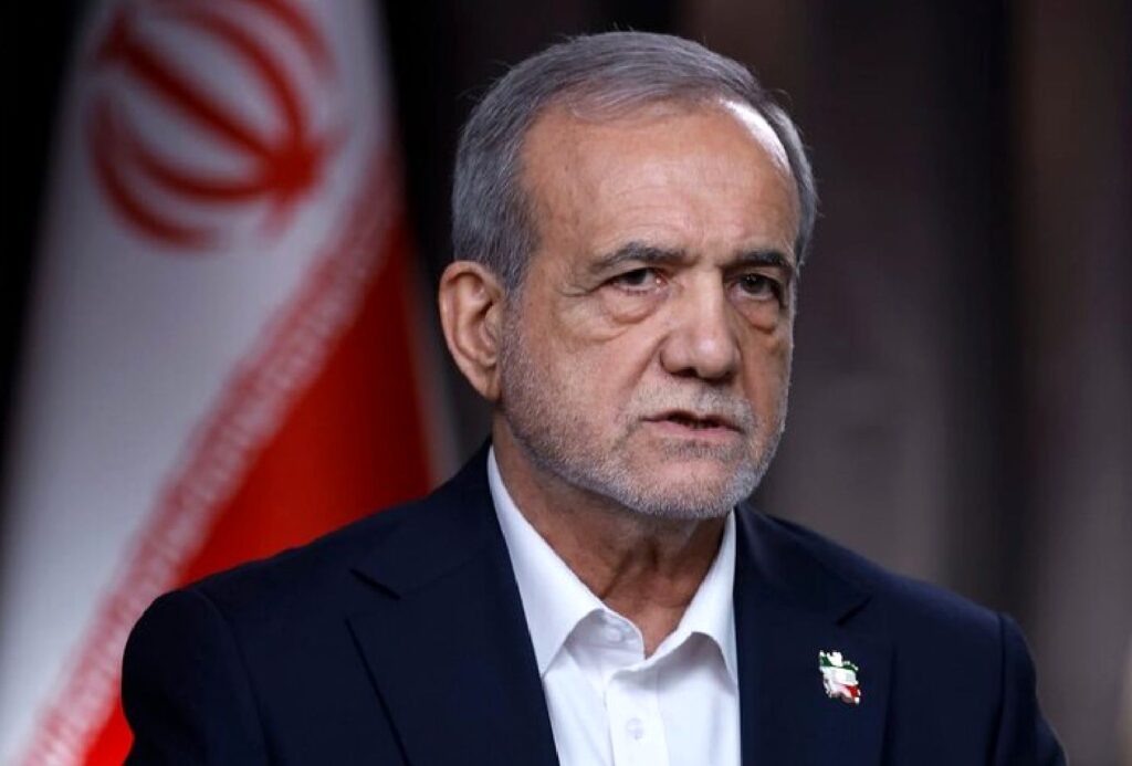 پزشکیان: عادلانه نیست فردی که خانه‌ای مجلل دارد به اندازه افراد نیازمند یارانه گاز، برق و بنزین بگیرد