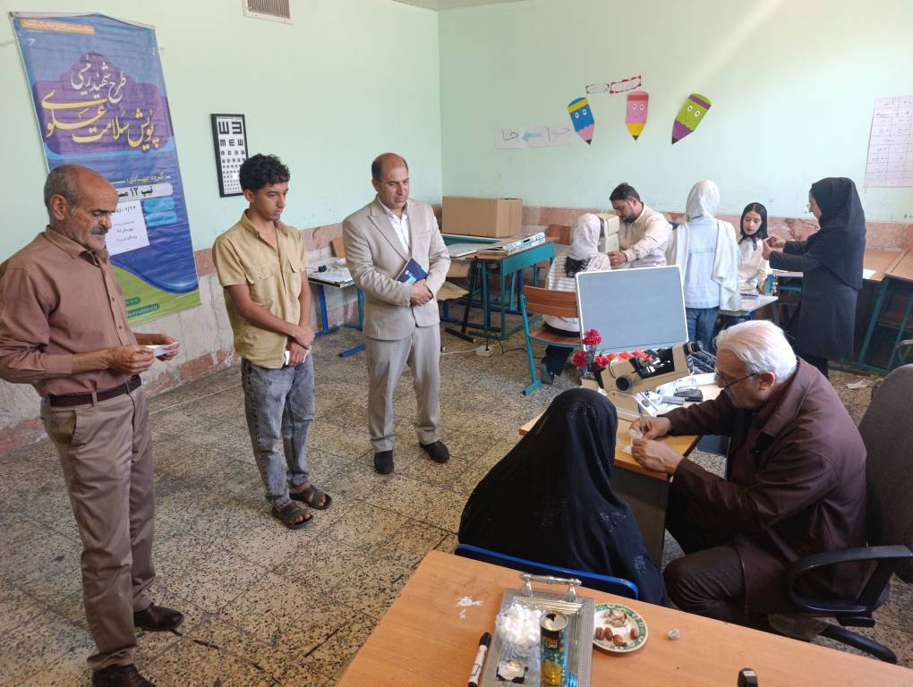ارائه خدمات رایگان چشم‌پزشکی به مردم بخش پاتاوه به همت پزشکان جهادگر