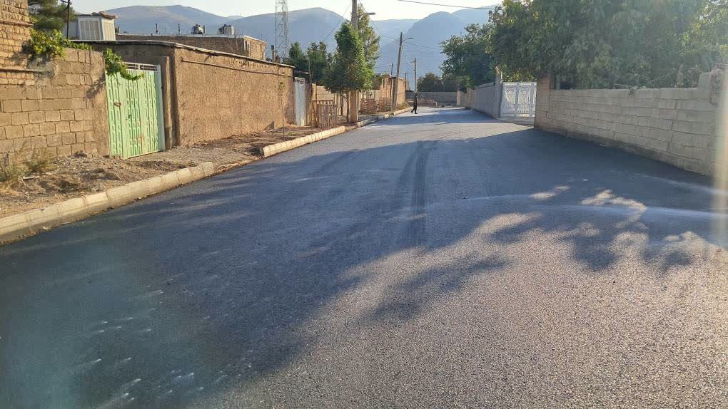 بهسازی معابر روستایی در پاسارگاد و فراشبند فارس