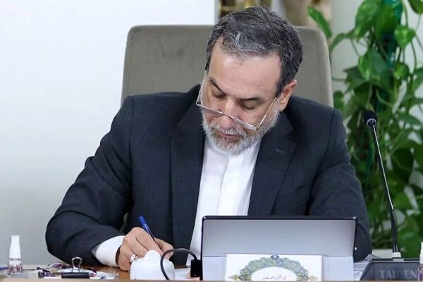 عراقچی:توانمندی دفاعی و دیپلماسی در خدمت حاکمیت و منافع ملی قرار دارند