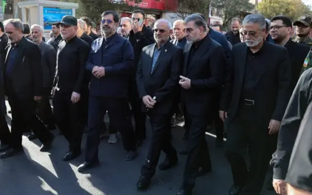 حاجی‌میرزایی: پشتیبانی از نیروهای مسلح و مدیریت اقتصاد، دو اولویت اصلی دولت در شرایط کنونی است