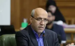 تشکری هاشمی: شهرداری از تصدی گری دست بکشد و کارها را به مردم واگذار کند