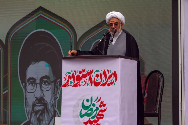 امام جمعه بندرعباس: پیامدهای جنگ زیرساختی گریبان منطقه را می‌گیرد