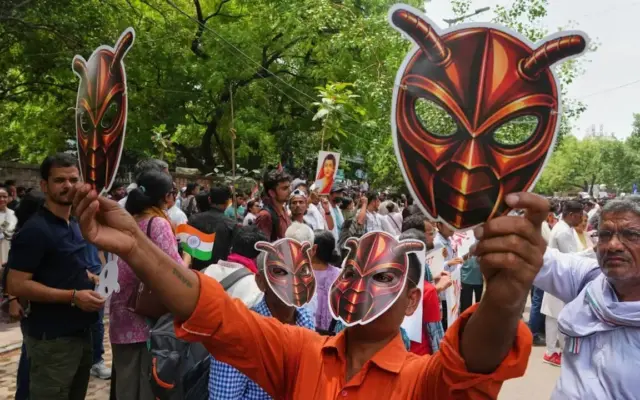 «سوسک‌های» نسل زد در برابر ریشه های فساد هندوستان/ آزمایش تاب‌آوری در بزرگ‌ترین دموکراسی دنیا