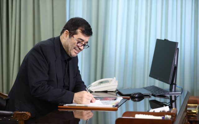 پیام تبریک دنیامالی به مناسبت قهرمانی فرنگی کاران ایرانی در آمریکا