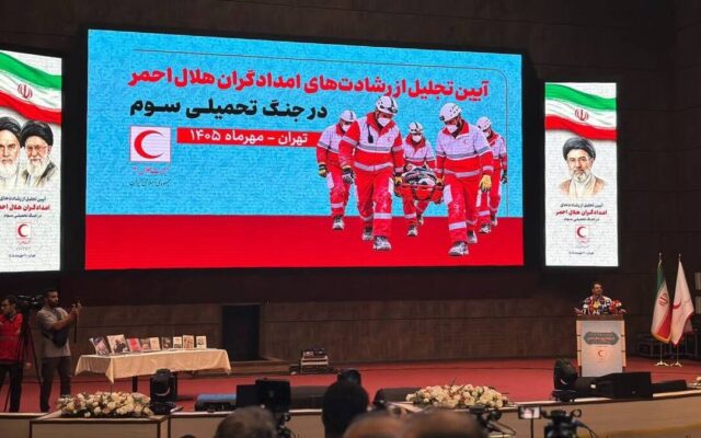 امدادگران در جنگ تحمیلی سوم، بی‌وقفه در کنار مردم بودند