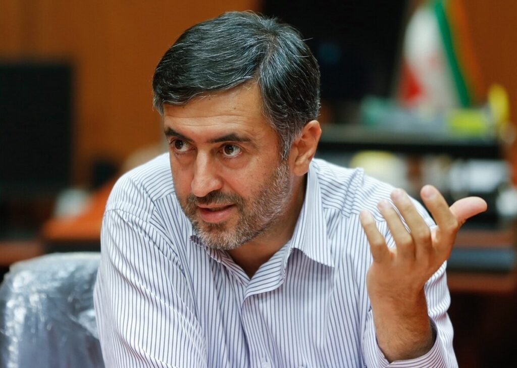 توضیح گنجی درباره جمله منتسب به امام خمینی که «اقتصاد مال خر است»؛ امام در رد صحبت مارکسیست‌ها گفتند جوان نباید برای اقتصاد کشته شود، مگر انسان خر است