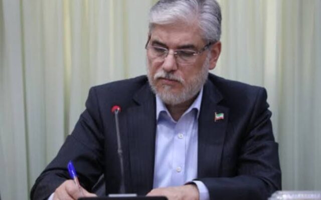 میراث مکتوب فرهیختگان ایرانی، روایتگر تمدن و سند هویت ایران اسلامی است
