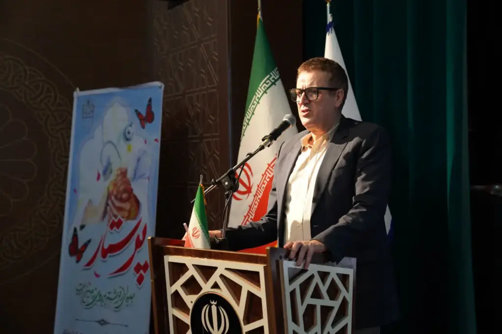 رییس دانشگاه علوم پزشکی لرستان: تراز مالی دانشگاه مثبت شده است / ۱۴ پروژه ی نیمه تمام در روند تکمیل قرار دارد