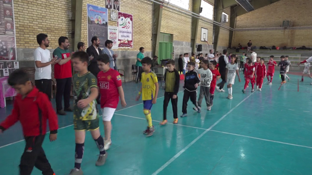 آغاز المپیاد ورزشی دورن مدرسه‌ای همزمان با هفته تربیت بدنی در کبودراهنگ