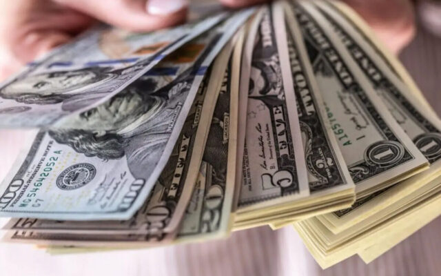 نوسان دلار در کریدور 260 هزار تومانی